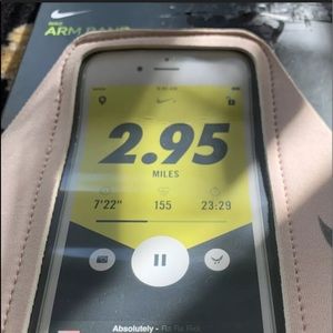Nike Running Phone Pocket Arm Band